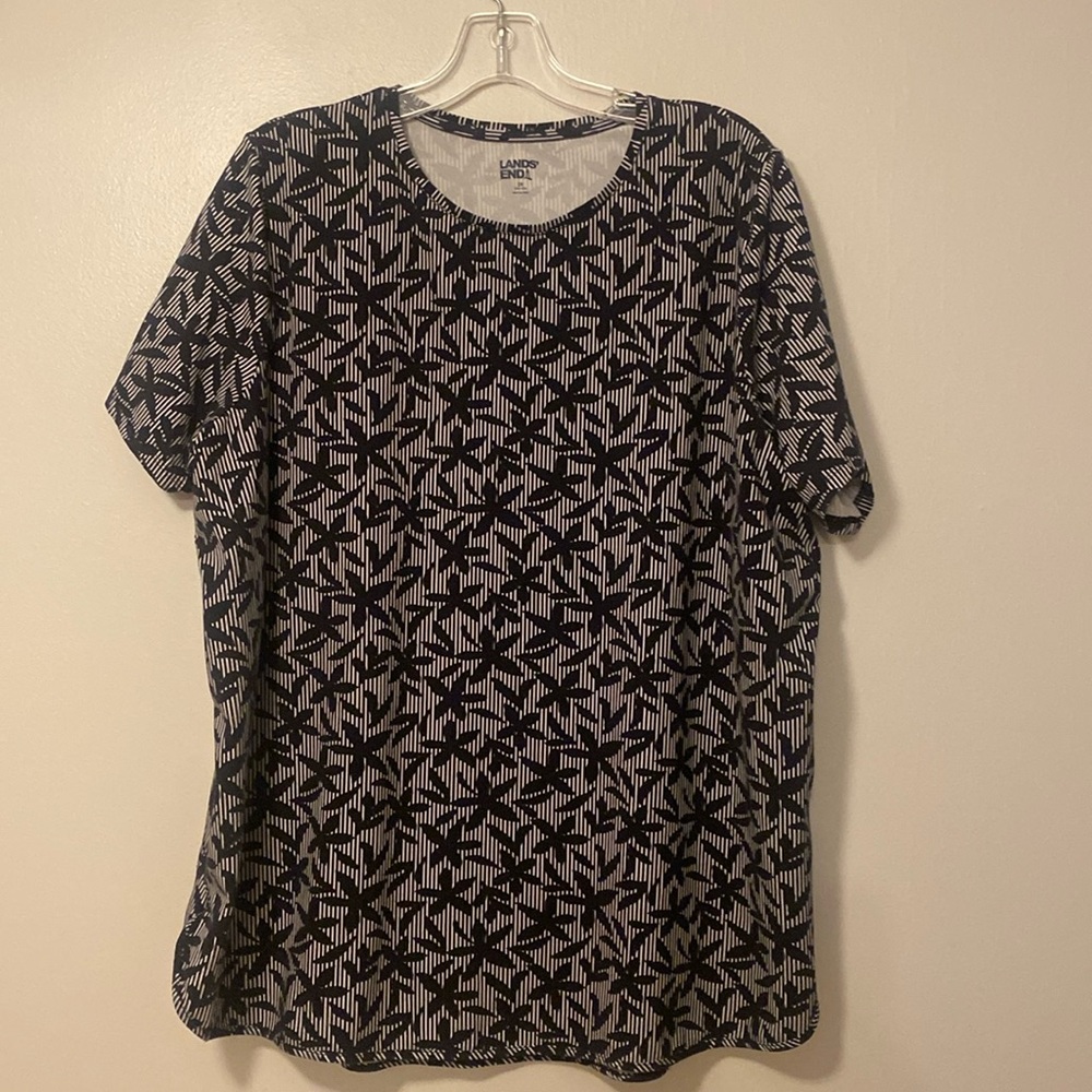 Lands End T-shirt size 2X